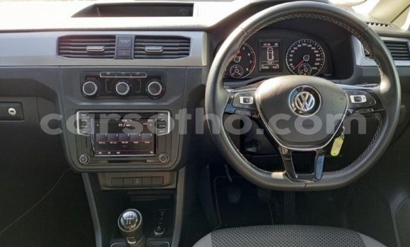 Sayi Na hannu Volkswagen Caddy Red Mota in Maputsoe a Leribe Sayi Na hannu Volkswagen Caddy Red Mota in Maputsoe a Leribe