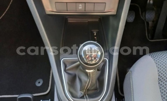 Sayi Na hannu Volkswagen Caddy Red Mota in Maputsoe a Leribe Sayi Na hannu Volkswagen Caddy Red Mota in Maputsoe a Leribe