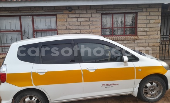 اشتري مستعمل Honda FIT White سيارة في Maseru في Maseru اشتري مستعمل Honda FIT White سيارة في Maseru في Maseru