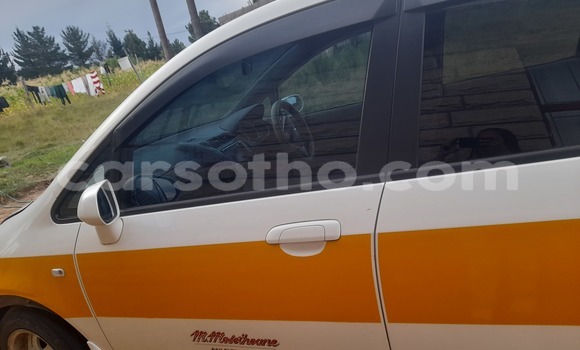 اشتري مستعمل Honda FIT White سيارة في Maseru في Maseru اشتري مستعمل Honda FIT White سيارة في Maseru في Maseru