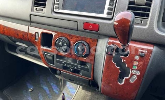 اشتري مستعمل Toyota Hiace Blue سيارة في Mokhotlong في Berea اشتري مستعمل Toyota Hiace Blue سيارة في Mokhotlong في Berea