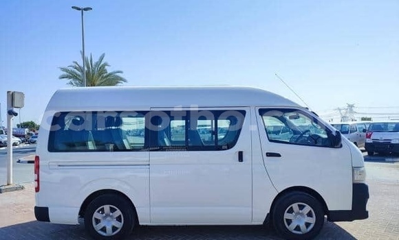 اشتري مستعمل Toyota Hiace White سيارة في Maputsoe في Leribe اشتري مستعمل Toyota Hiace White سيارة في Maputsoe في Leribe