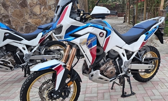 Buy Used Honda CRF Blue Bike in Maseru in Maseru Buy Used Honda CRF Blue Bike in Maseru in Maseru