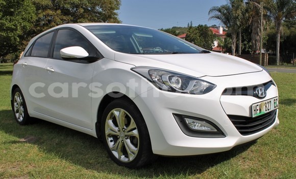اشتري مستعمل Hyundai i30 White سيارة في Maseru في Maseru اشتري مستعمل Hyundai i30 White سيارة في Maseru في Maseru