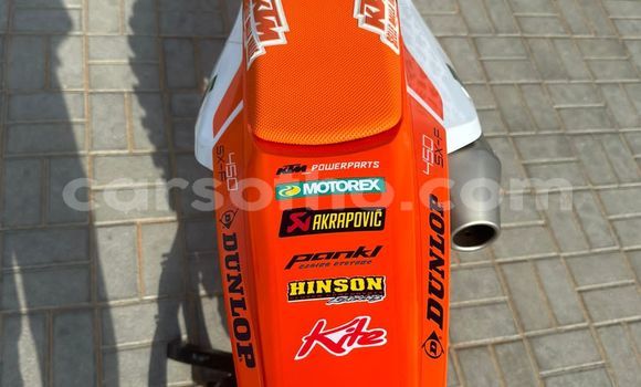 Acheter Occasion Moto KTM 450 Beige à Maseru, Maseru Acheter Occasion Moto KTM 450 Beige à Maseru, Maseru