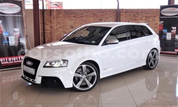 Acheter Occasion Voiture BMW X5 Blanc à Import - Dubai, Maseru Acheter Occasion Voiture BMW X5 Blanc à Import - Dubai, Maseru