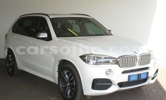 Acheter Occasion Voiture BMW X5 Blanc à Import - Dubai, Maseru Acheter Occasion Voiture BMW X5 Blanc à Import - Dubai, Maseru