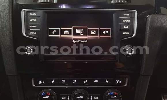 Sayi Na hannu Volkswagen Golf R Red Mota in Maseru a Maseru Sayi Na hannu Volkswagen Golf R Red Mota in Maseru a Maseru
