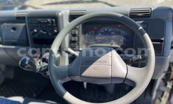 Sayi Na hannu Mitsubishi L400 White Babbar mota in Maputsoe a Leribe Sayi Na hannu Mitsubishi L400 White Babbar mota in Maputsoe a Leribe