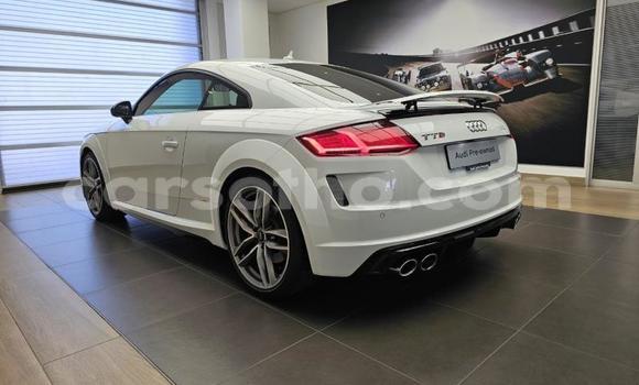 Sayi Na hannu Audi TTS White Mota in Maseru a Maseru Sayi Na hannu Audi TTS White Mota in Maseru a Maseru