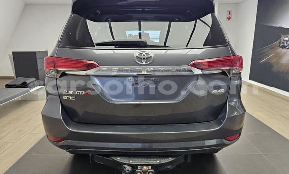 Buy Used Toyota Fortuner Silver Car in Maseru in Maseru Buy Used Toyota Fortuner Silver Car in Maseru in Maseru