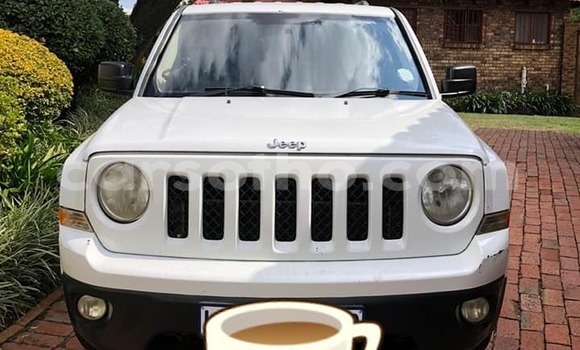 Buy Used Jeep Patriot White Car in Hlotse in Leribe