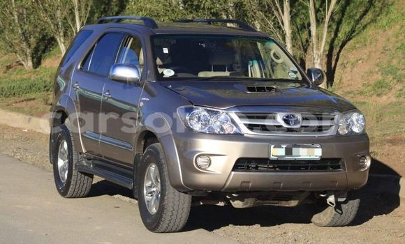 اشتري مستعمل Toyota Fortuner Other سيارة في Import - Dubai في Maseru اشتري مستعمل Toyota Fortuner Other سيارة في Import - Dubai في Maseru