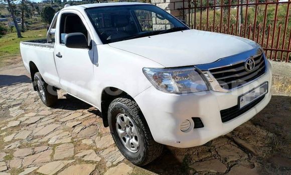 اشتري مستعمل DAF 46 White سيارة في Hlotse في Leribe اشتري مستعمل DAF 46 White سيارة في Hlotse في Leribe