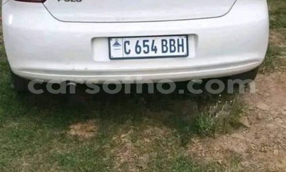 اشتري مستعمل Volkswagen Polo White سيارة في Hlotse في Leribe اشتري مستعمل Volkswagen Polo White سيارة في Hlotse في Leribe