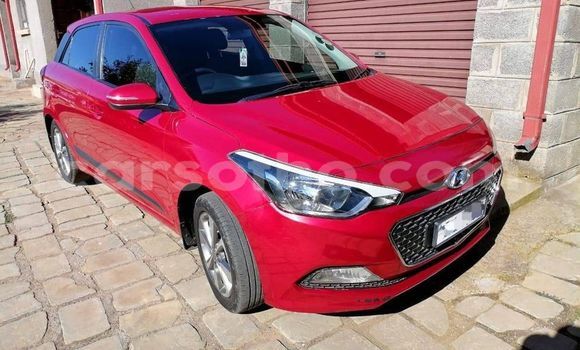 Sayi Na hannu Hyundai Kona Red Mota in Mafeteng a Mafeteng Sayi Na hannu Hyundai Kona Red Mota in Mafeteng a Mafeteng