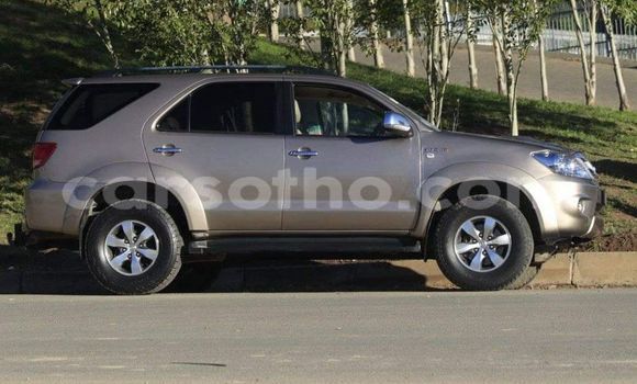 اشتري مستعمل Toyota Fortuner Other سيارة في Mafeteng في Mafeteng اشتري مستعمل Toyota Fortuner Other سيارة في Mafeteng في Mafeteng