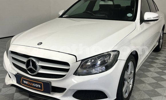 اشتري مستعمل Mercedes-Benz C–Class White سيارة في Import - Dubai في Maseru اشتري مستعمل Mercedes-Benz C–Class White سيارة في Import - Dubai في Maseru