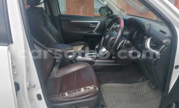 اشتري مستعمل Toyota Fortuner White سيارة في Mafeteng في Mafeteng اشتري مستعمل Toyota Fortuner White سيارة في Mafeteng في Mafeteng
