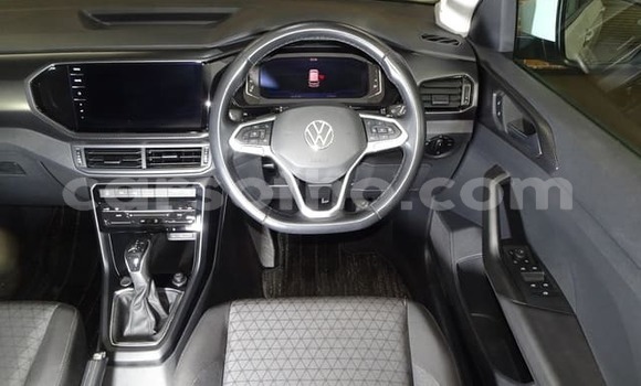 Sayi Na hannu Toyota RAV4 White Mota in Mafeteng a Mafeteng Sayi Na hannu Toyota RAV4 White Mota in Mafeteng a Mafeteng