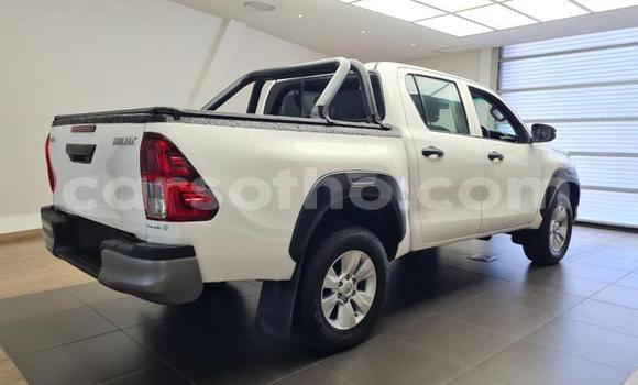 اشتري مستعمل Toyota Hilux White سيارة في Maseru في Maseru اشتري مستعمل Toyota Hilux White سيارة في Maseru في Maseru