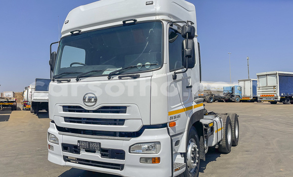 Acheter Occasion Utilitaire Nissan UD Blanc à Maseru, Maseru Acheter Occasion Utilitaire Nissan UD Blanc à Maseru, Maseru