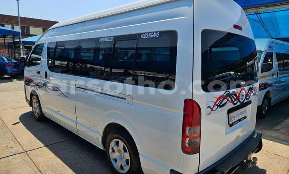 اشتري مستعمل Toyota Hiace White سيارة في Maseru في Maseru اشتري مستعمل Toyota Hiace White سيارة في Maseru في Maseru