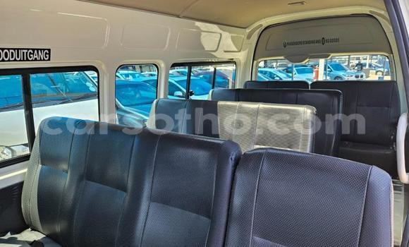 اشتري مستعمل Toyota Hiace White سيارة في Maseru في Maseru اشتري مستعمل Toyota Hiace White سيارة في Maseru في Maseru