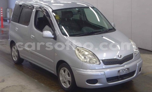 Acheter Occasion Voiture Toyota FunCargo Gris à Maseru, Maseru Acheter Occasion Voiture Toyota FunCargo Gris à Maseru, Maseru