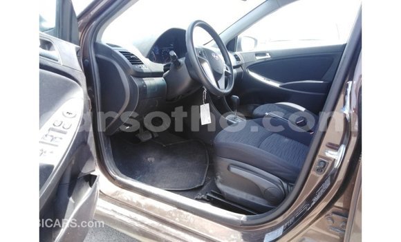 Sayi Imported Hyundai Accent Brown Mota in Import - Dubai a Maseru Sayi Imported Hyundai Accent Brown Mota in Import - Dubai a Maseru
