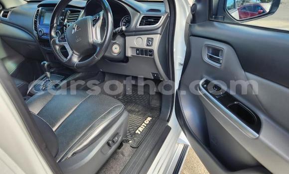 Acheter Occasion Voiture Mitsubishi Triton Blanc à Maseru, Maseru Acheter Occasion Voiture Mitsubishi Triton Blanc à Maseru, Maseru