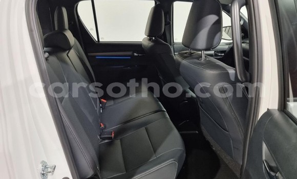 Acheter Occasion Voiture Toyota Hilux Blanc à Maseru, Maseru Acheter Occasion Voiture Toyota Hilux Blanc à Maseru, Maseru