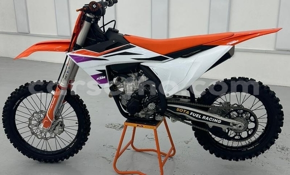 Acheter Occasion Moto KTM 250 Beige à Maseru, Maseru Acheter Occasion Moto KTM 250 Beige à Maseru, Maseru
