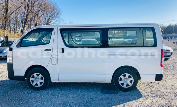 اشتري مستعمل Toyota Hiace White سيارة في Maseru في Maseru اشتري مستعمل Toyota Hiace White سيارة في Maseru في Maseru