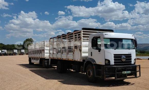 اشتري مستعمل Volkswagen TRUCK Other شاحنة في Maseru في Maseru اشتري مستعمل Volkswagen TRUCK Other شاحنة في Maseru في Maseru