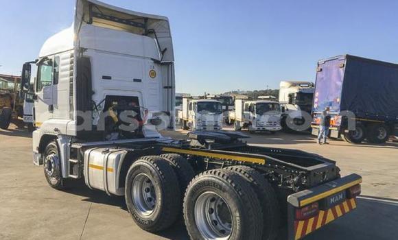 Acheter Occasion Utilitaire Man Silent Blanc à Maseru, Maseru Acheter Occasion Utilitaire Man Silent Blanc à Maseru, Maseru