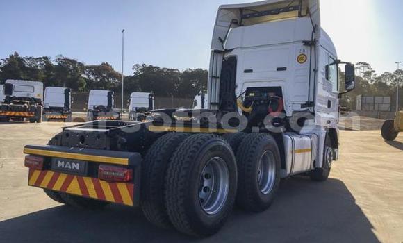 Acheter Occasion Utilitaire Man Silent Blanc à Maseru, Maseru Acheter Occasion Utilitaire Man Silent Blanc à Maseru, Maseru