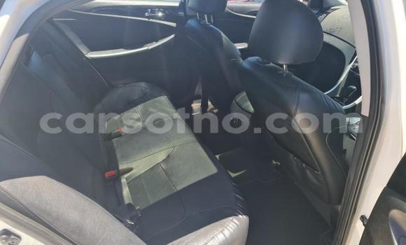 اشتري مستعمل Hyundai Sonata White سيارة في Maseru في Maseru اشتري مستعمل Hyundai Sonata White سيارة في Maseru في Maseru