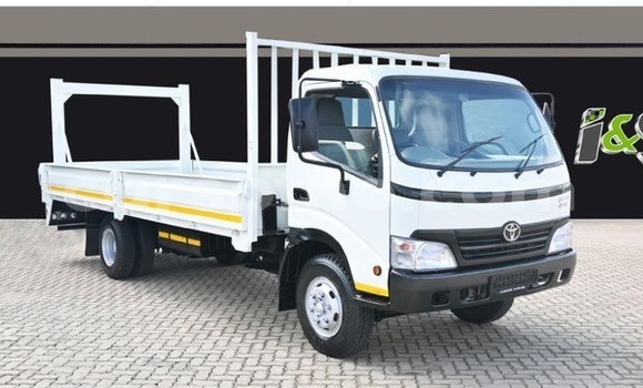 اشتري مستعمل Toyota Dyna White شاحنة في Maseru في Maseru اشتري مستعمل Toyota Dyna White شاحنة في Maseru في Maseru