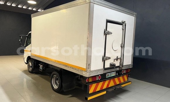 اشتري مستعمل Toyota Dyna White شاحنة في Maseru في Maseru اشتري مستعمل Toyota Dyna White شاحنة في Maseru في Maseru