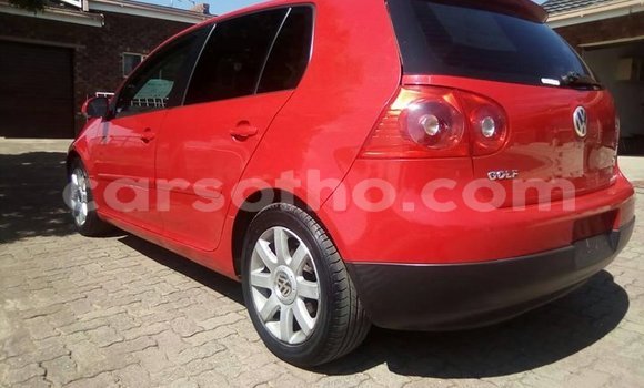 Sayi Na hannu Volkswagen Golf Red Mota in Maseru a Maseru Sayi Na hannu Volkswagen Golf Red Mota in Maseru a Maseru