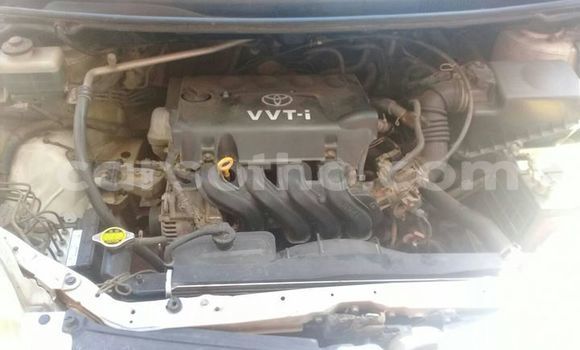 Sayi Na hannu Toyota Spacio White Mota in Maseru a Maseru Sayi Na hannu Toyota Spacio White Mota in Maseru a Maseru