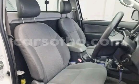 Acheter Occasion Voiture Toyota Hilux Blanc à Maseru, Maseru Acheter Occasion Voiture Toyota Hilux Blanc à Maseru, Maseru