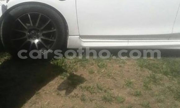 Sayi Na hannu Mazda Mazda 2 White Mota in Maseru a Maseru Sayi Na hannu Mazda Mazda 2 White Mota in Maseru a Maseru