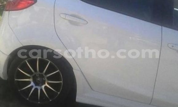 Sayi Na hannu Mazda Mazda 2 White Mota in Maseru a Maseru Sayi Na hannu Mazda Mazda 2 White Mota in Maseru a Maseru