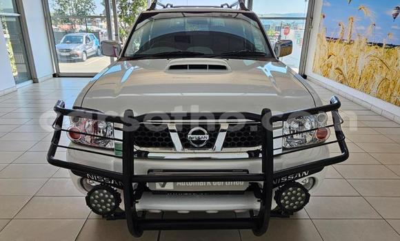 Acheter Occasion Voiture Nissan NP 300 Blanc à Maseru, Maseru Acheter Occasion Voiture Nissan NP 300 Blanc à Maseru, Maseru