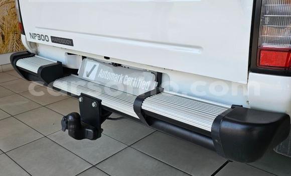 Acheter Occasion Voiture Nissan NP 300 Blanc à Maseru, Maseru Acheter Occasion Voiture Nissan NP 300 Blanc à Maseru, Maseru