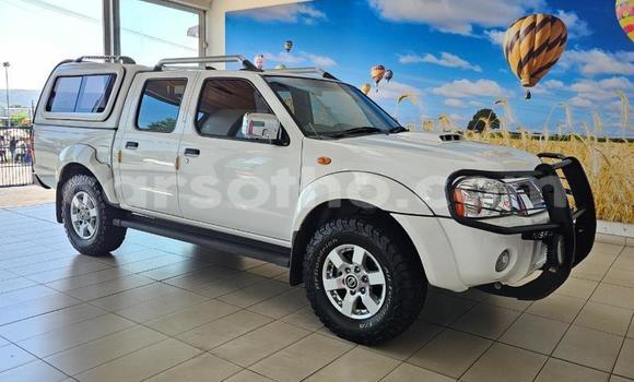 Acheter Occasion Voiture Nissan NP 300 Blanc à Maseru, Maseru Acheter Occasion Voiture Nissan NP 300 Blanc à Maseru, Maseru