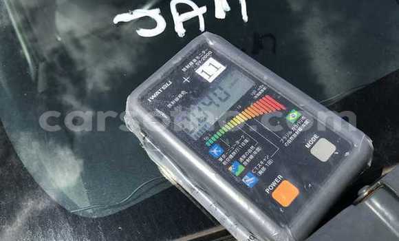 اشتري مستعمل Nissan NV350 Caravan Silver سيارة في Maseru في Maseru اشتري مستعمل Nissan NV350 Caravan Silver سيارة في Maseru في Maseru