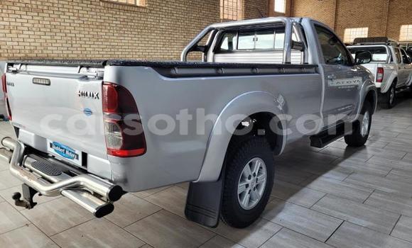 اشتري مستعمل Toyota Hilux Silver سيارة في Maseru في Maseru اشتري مستعمل Toyota Hilux Silver سيارة في Maseru في Maseru